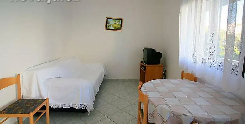 Croatia Mandre Apartman 0*,  Horvátország